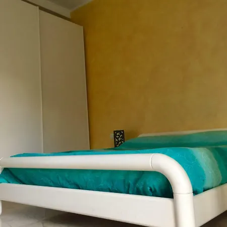 Ampio Bilocale Con Terrazzo *