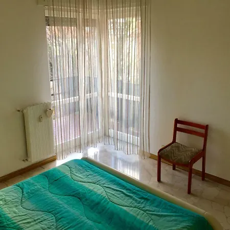 Ampio Bilocale Con Terrazzo *