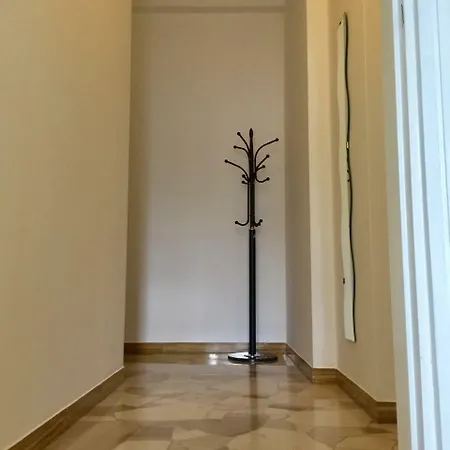 Ampio Bilocale Con Terrazzo Apartment *