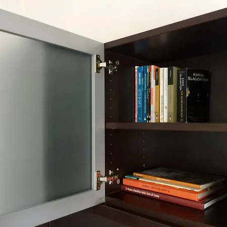 Ampio Bilocale Con Terrazzo *