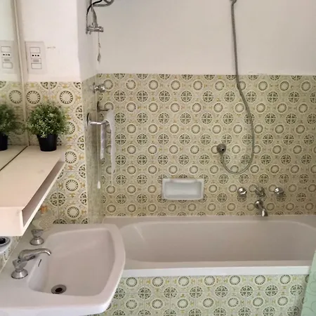 Apartment Ampio Bilocale Con Terrazzo